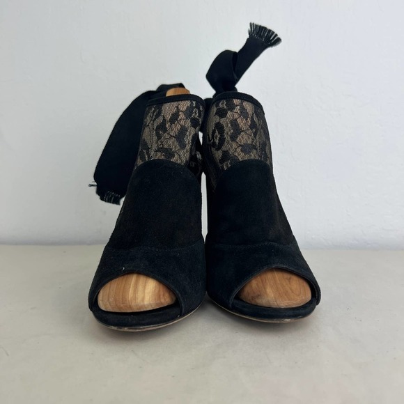 Tabitha Simmons Regina Lace & Suede Ankle Wrap Open Toe Heels Women Size 39 US 9 - Picture 4 of 11